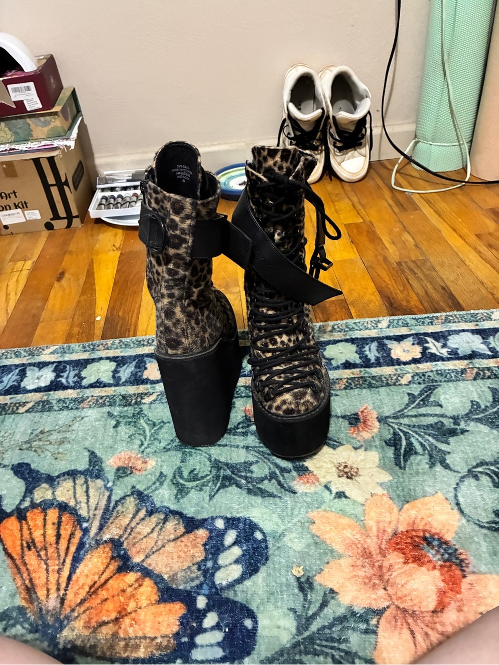 Dolls Kill Leopard Print Platform Boots – Size 6 – Like New - Picture 3 of 5